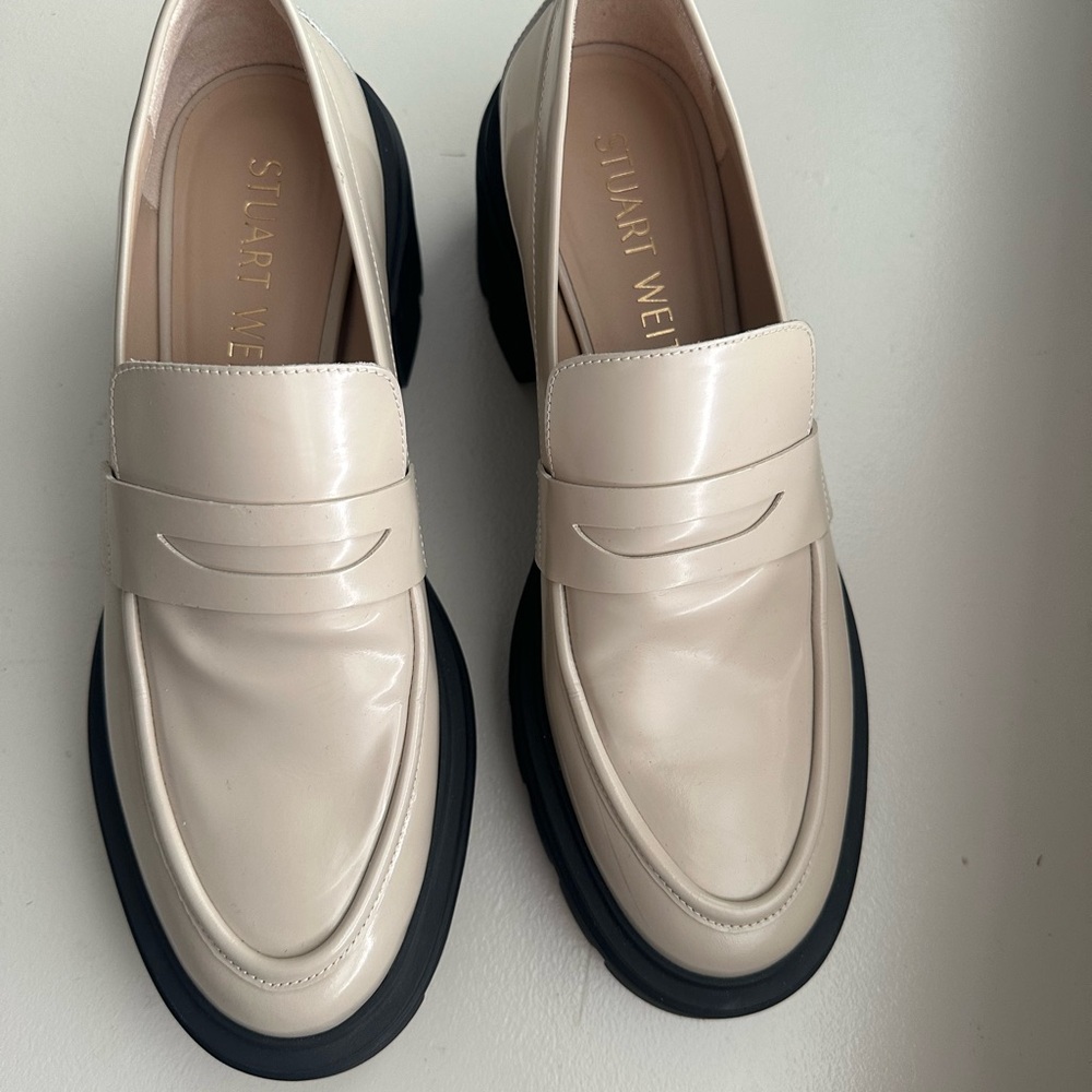 Stuart Weitzman Cream Loafers - Picture 6 of 8